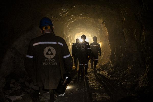 На подземном руднике № 8 ППГХО добыт 6-миллионный килограмм урана