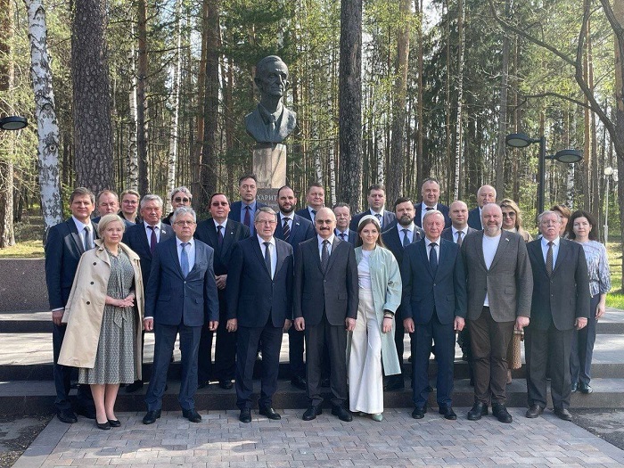 Комитет по науке и высшему образованию Государственной Думы РФ провел выездное совещание о развитии НЦФМ